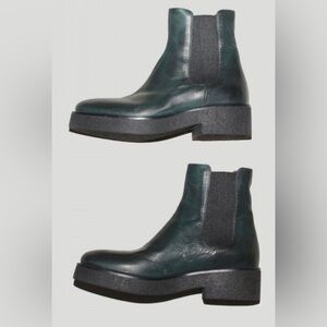 no. 6 crepe sole boots in bottle green!